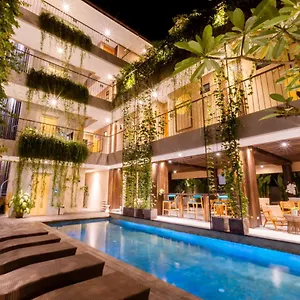 Tanaga Coliving Hotel