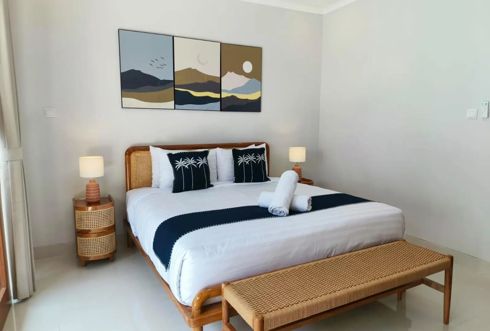 Villa Rumah Kodel4 By Ibali Management Seminyak  Indonesia